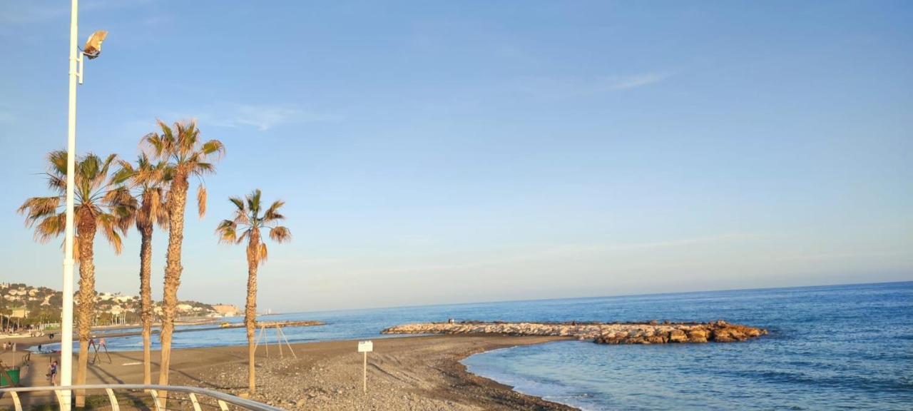 Penthouse Puerta De Pedregalejo Lägenhet Málaga Exteriör bild
