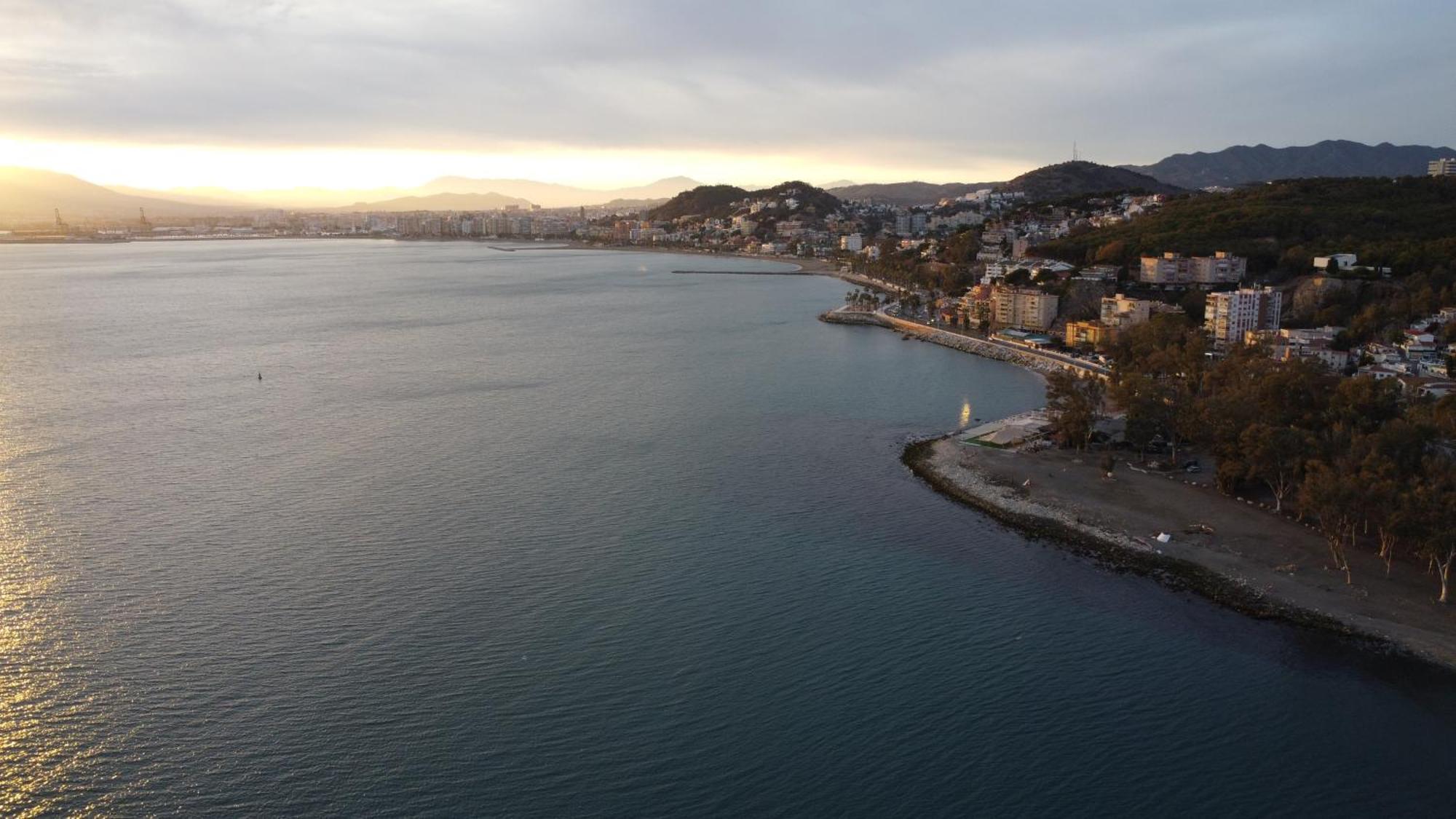 Penthouse Puerta De Pedregalejo Lägenhet Málaga Exteriör bild